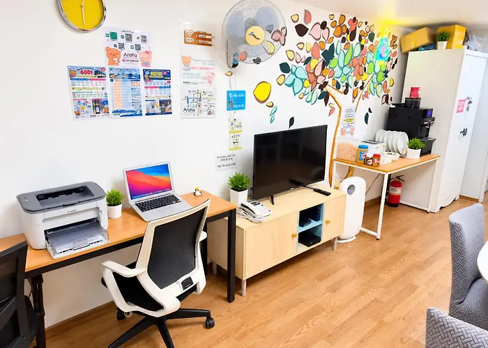 Aroha Station Hostel