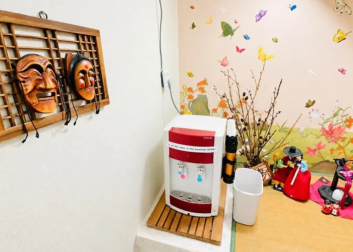 Aroha Station Hostel