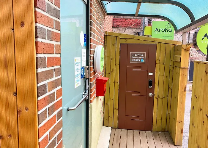 Aroha Station Hostel
